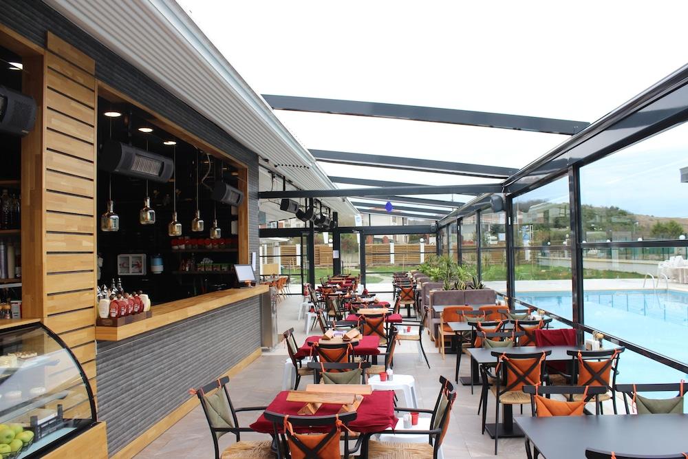 Ucar Royal Hotel Ve Konferans Salonu Ağva Extérieur photo